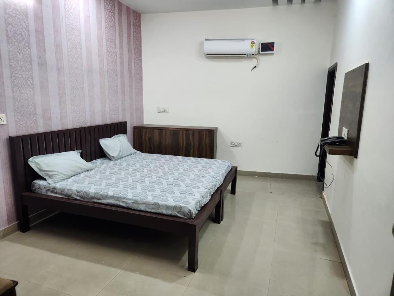 Harry Bed & Breakfast Amritsar